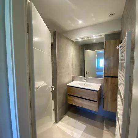 Chez Isabelle Failly