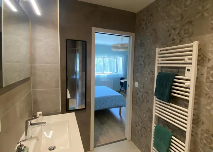 فندق مبيت وإفطار Chez Isabelle